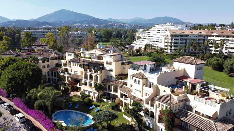 Penthouse in Marbella, Costa del Sol – 3 beds – 680000 €