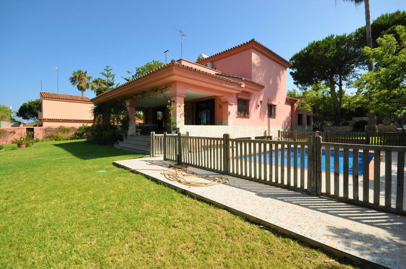 Detached Villa in Casares, Costa del Sol – 4 beds – 1350000 €