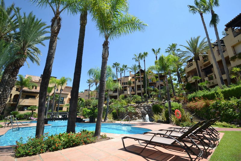 Penthouse in Estepona, Costa del Sol – 3 beds – 800000 €
