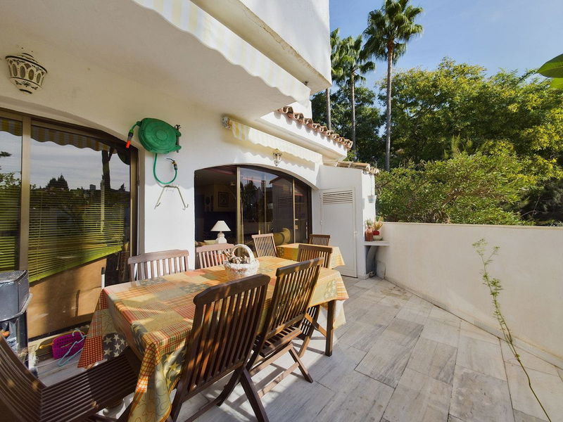 Middle Floor Apartment in Marbella, Costa del Sol – 3 beds – 585000 €