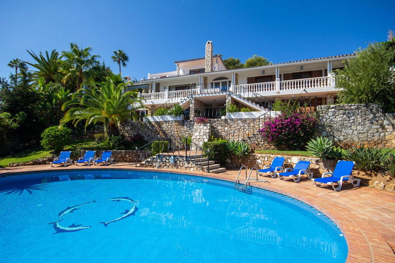 Detached Villa in Mijas, Costa del Sol – 7 beds – 1395000 €