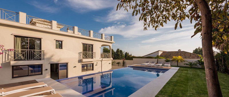 Detached Villa in Marbella, Costa del Sol – 5 beds – 1800000 €
