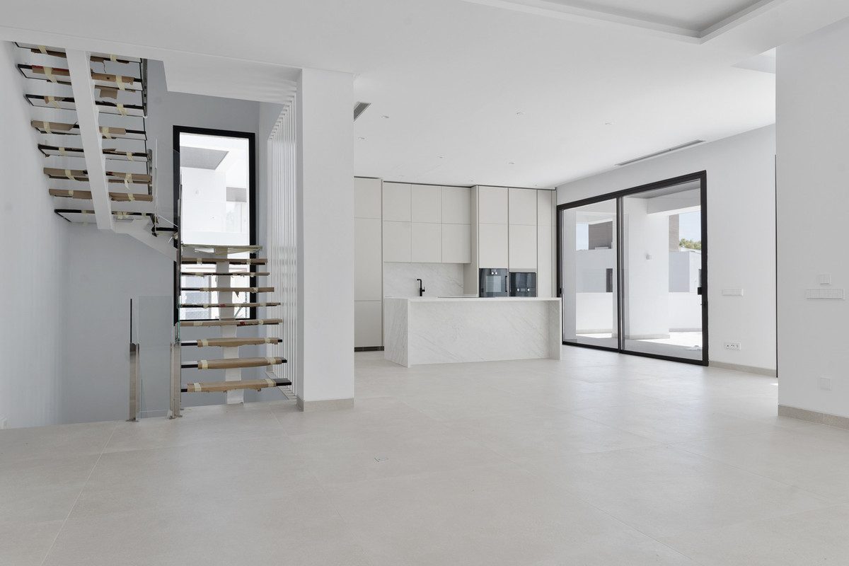 Detached Villa in Marbella, Costa del Sol – 4 beds – 4200000 € - photo 9 of 49