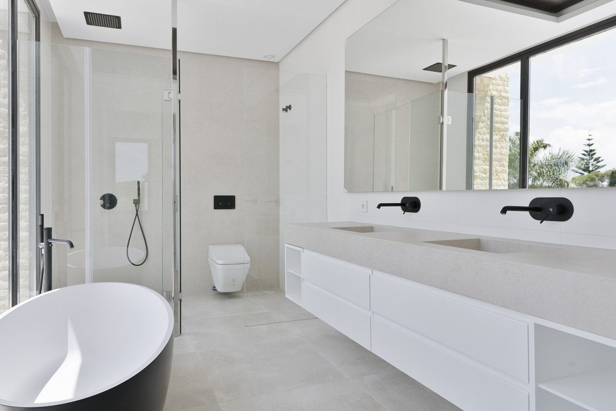 Detached Villa in Marbella, Costa del Sol – 4 beds – 4200000 € - photo 33 of 49