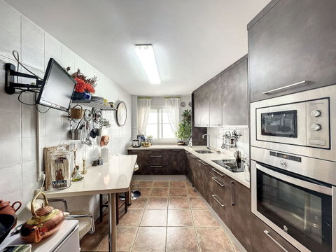 Middle Floor Apartment in Torremolinos, Costa del Sol – 3 beds – 335000 € - photo 2 of 22