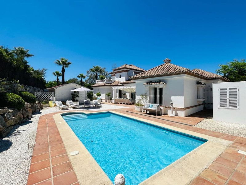 Detached Villa in Torremolinos, Costa del Sol – 4 beds – 950000 €