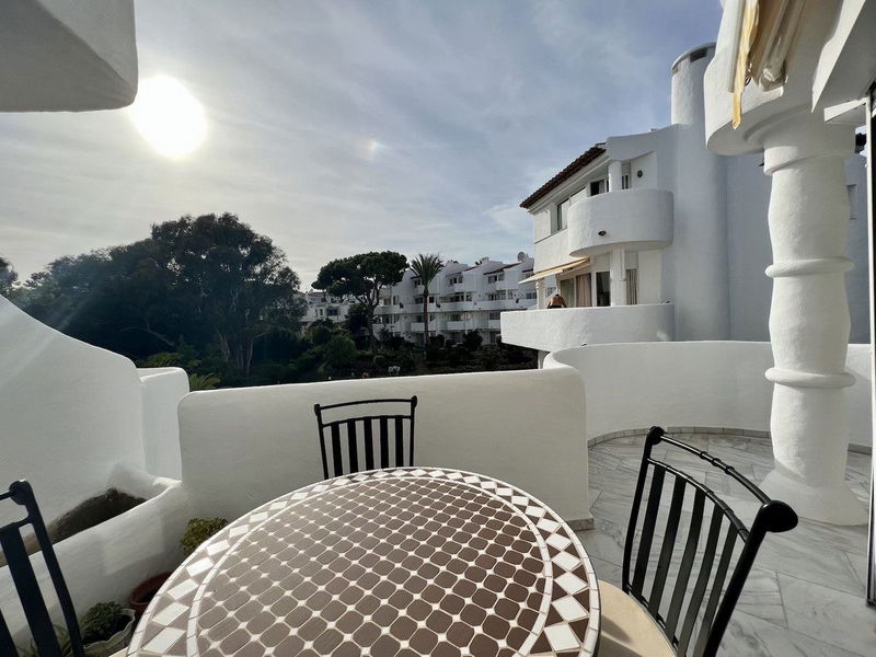 Middle Floor Apartment in Torremolinos, Costa del Sol – 2 beds – 375000 €