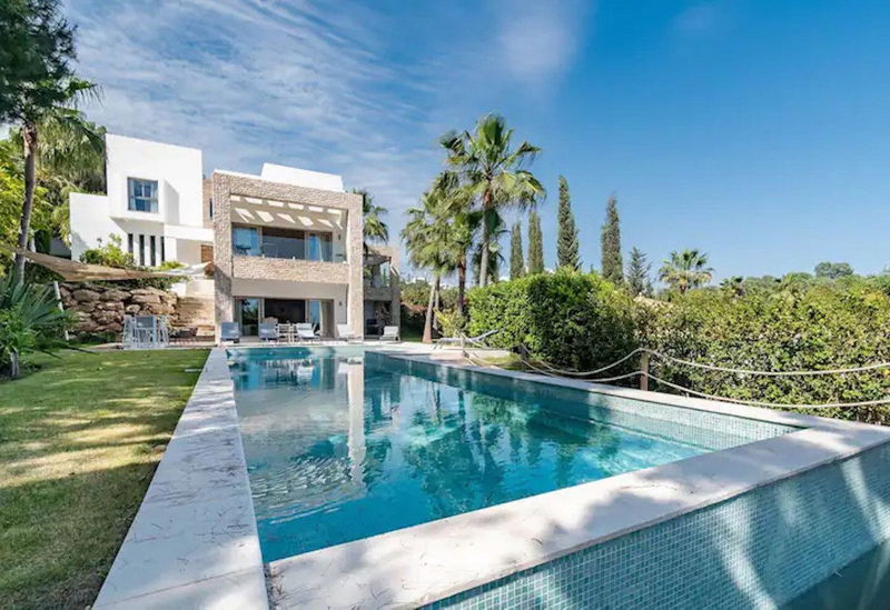 Detached Villa in Benahavís, Costa del Sol – 5 beds – 3650000 €