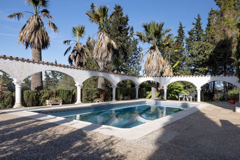 Detached Villa in San Enrique, Costa del Sol – 4 beds – 875000 €