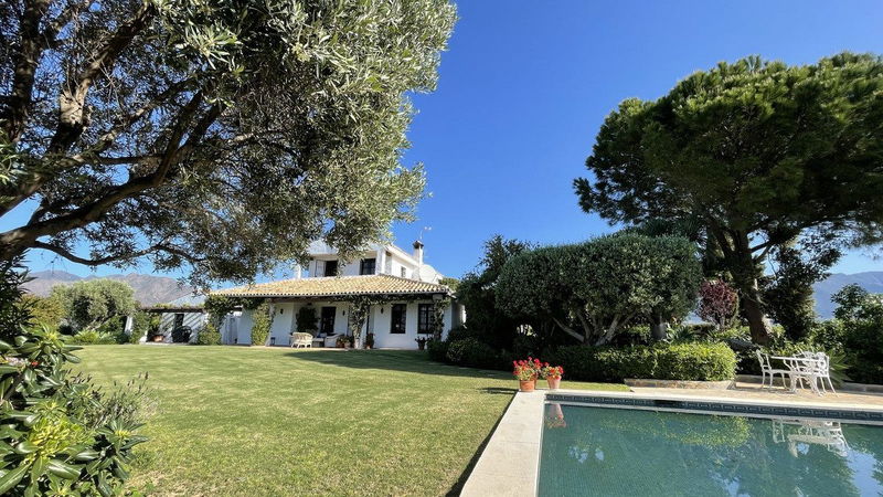 Detached Villa in Mijas, Costa del Sol – 4 beds – 1650000 €