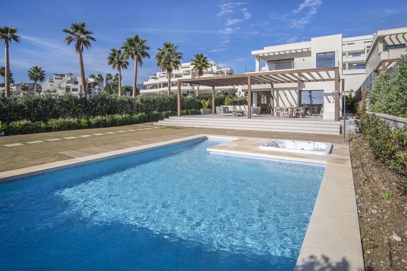 Detached Villa in Torremolinos, Costa del Sol – 5 beds – 4500000 €