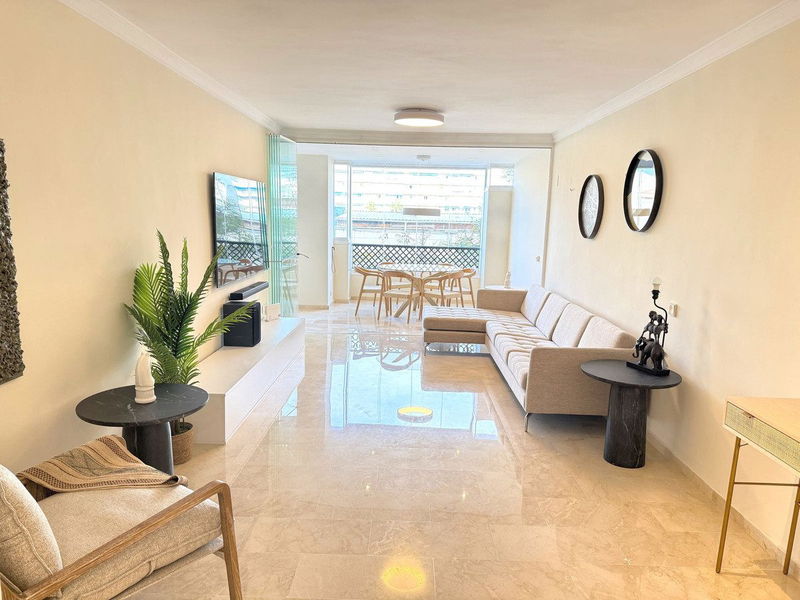 Middle Floor Apartment in Marbella, Costa del Sol – 2 beds – 649000 €