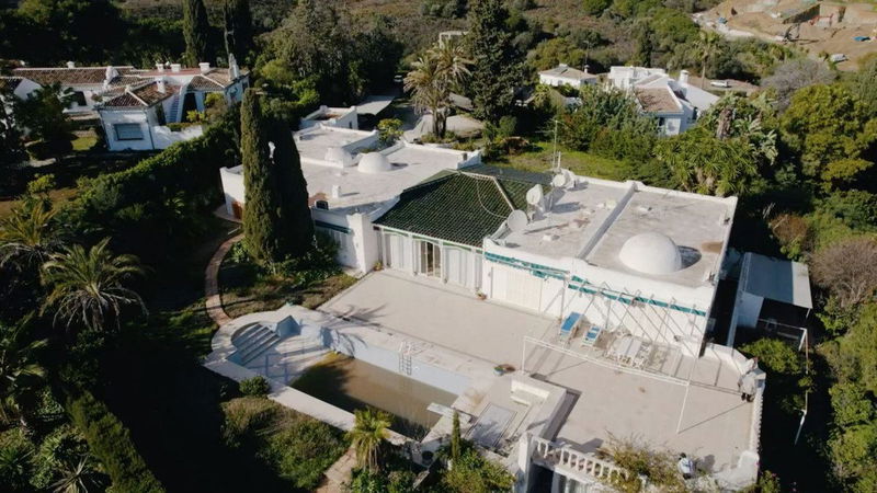 Detached Villa in Marbella, Costa del Sol – 6 beds – 3300000 €