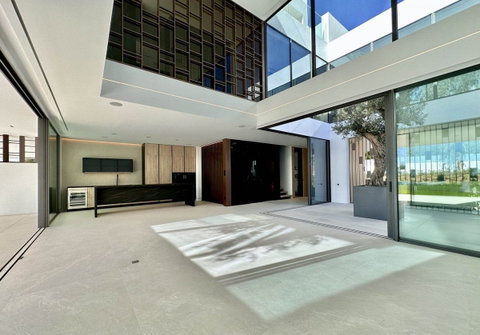 Semi-Detached House in Marbella, Costa del Sol – 4 beds – 5250000 € - photo 4 of 20