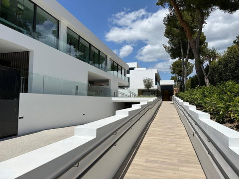 Semi-Detached House in Marbella, Costa del Sol – 4 beds – 5250000 € - photo 15 of 20