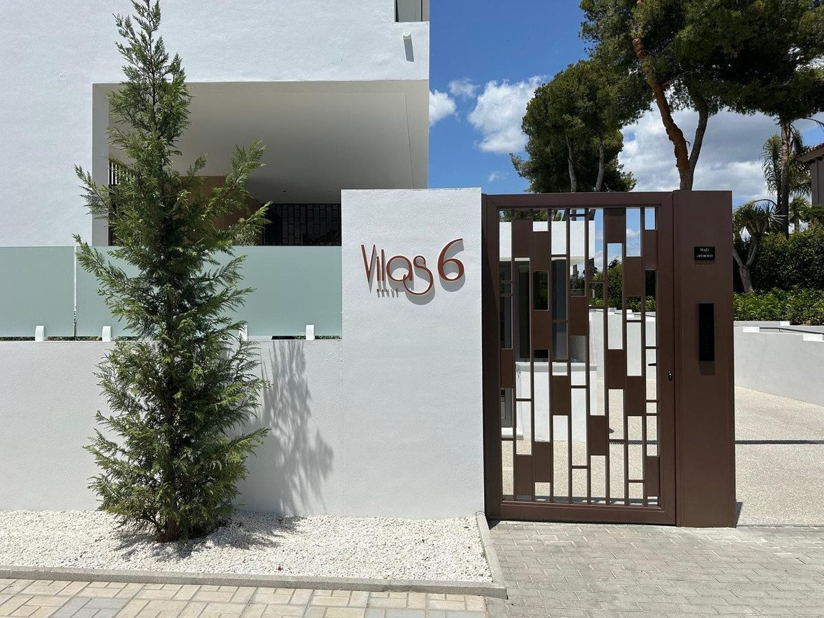 Semi-Detached House in Marbella, Costa del Sol – 4 beds – 5250000 € - photo 20 of 20