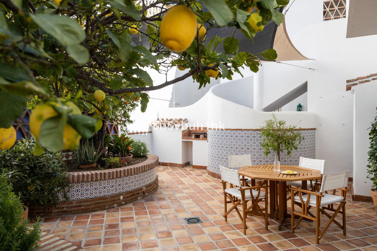 Detached Villa in Mijas, Costa del Sol – 4 beds – 995000 € - photo 7 of 50