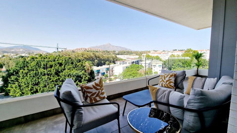 Middle Floor Apartment in Torremolinos, Costa del Sol – 3 beds – 550000 € - photo 7 of 23