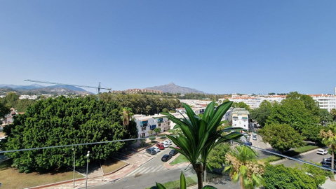Middle Floor Apartment in Torremolinos, Costa del Sol – 3 beds – 550000 € - photo 8 of 23