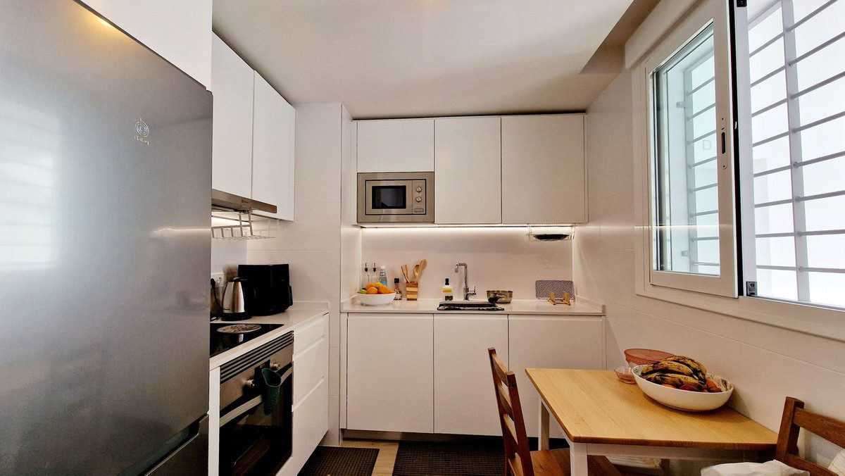 Middle Floor Apartment in Torremolinos, Costa del Sol – 3 beds – 550000 € - photo 13 of 23