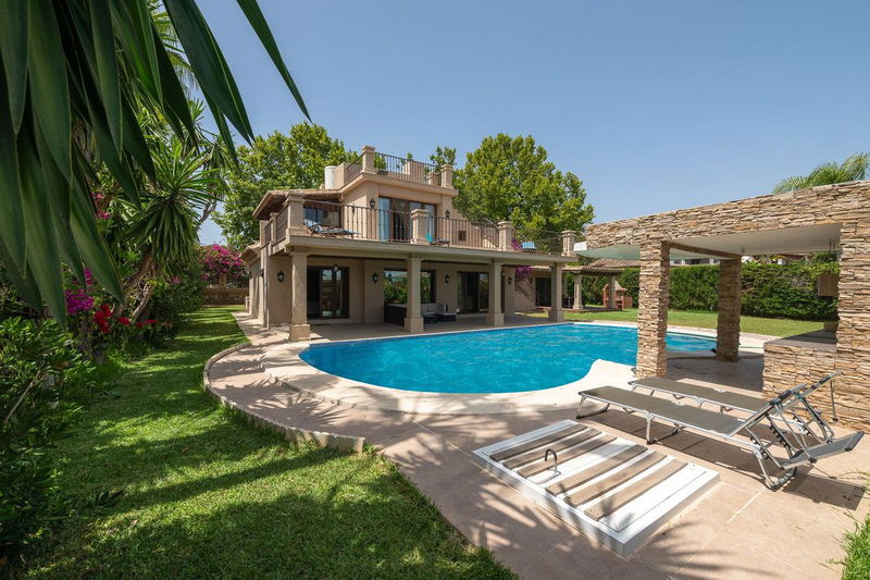Detached Villa in Marbella, Costa del Sol – 4 beds – 2875000 €