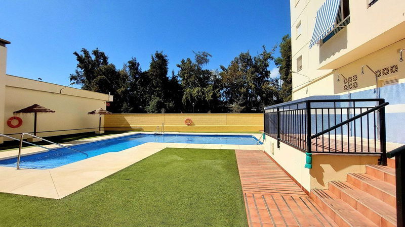 Middle Floor Apartment in Fuengirola, Costa del Sol – 3 beds – 275000 €