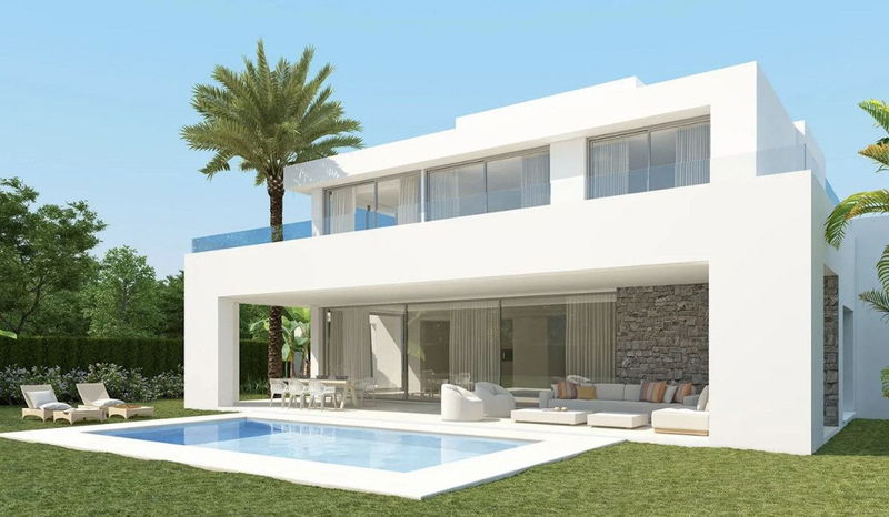 Detached Villa in Torremolinos, Costa del Sol – 4 beds – 2500000 €