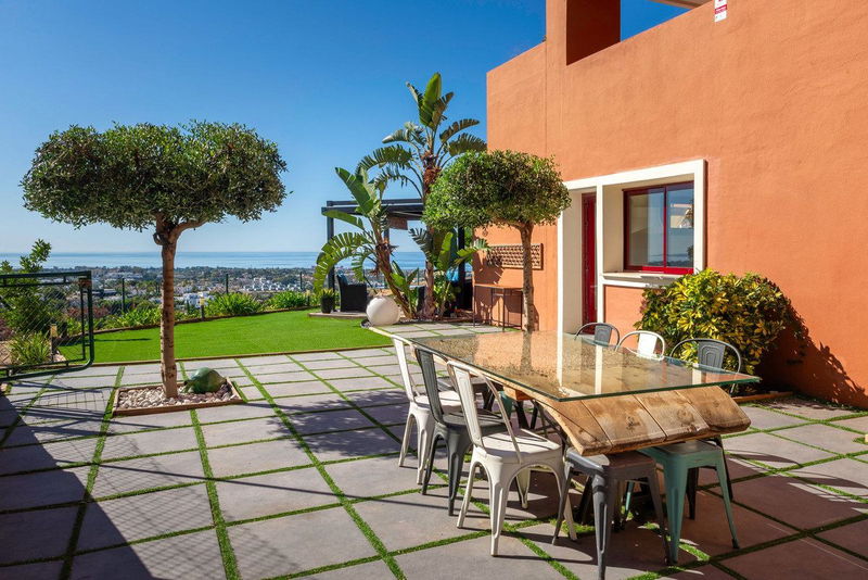 Townhouse in El Paraiso, Costa del Sol – 4 beds – 1195000 €