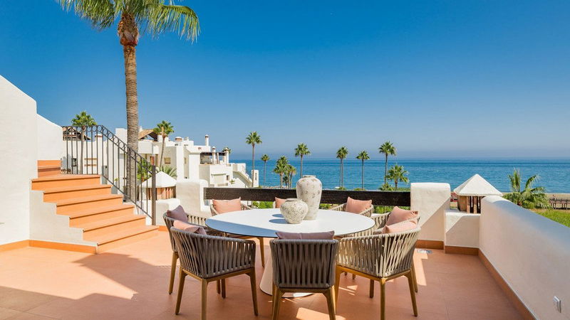 Penthouse in Estepona, Costa del Sol – 3 beds – 2995000 €