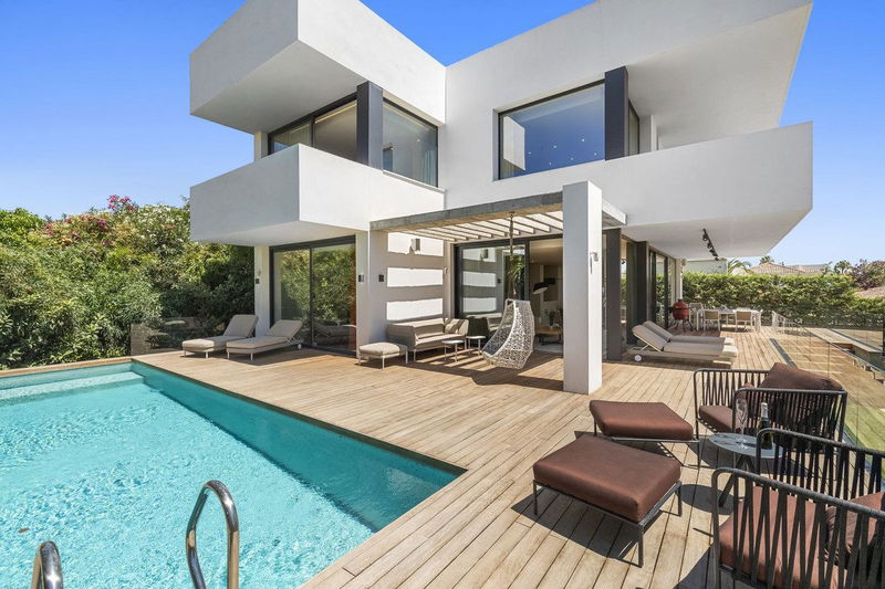 Detached Villa in Marbella, Costa del Sol – 6 beds – 3100000 €