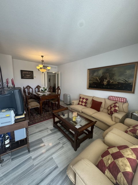 Middle Floor Apartment in Torremolinos, Costa del Sol – 3 beds – 550000 € - photo 3 of 32