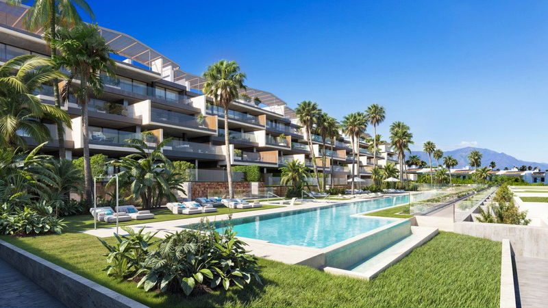 Middle Floor Apartment in Manilva, Costa del Sol – 2 beds – 925000 €