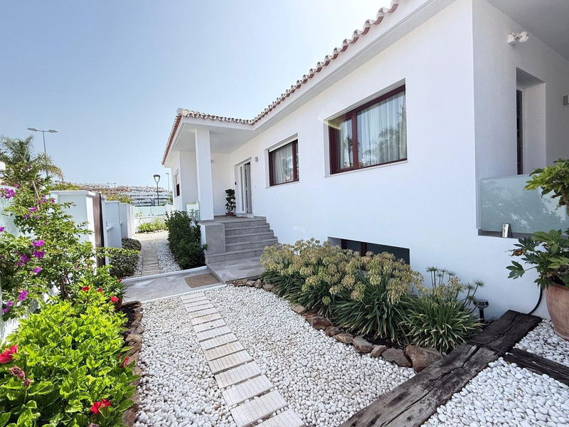 Detached Villa in Mijas, Costa del Sol – 5 beds – 1590000 €