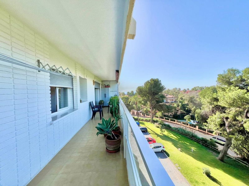 Middle Floor Apartment in Marbella, Costa del Sol – 2 beds – 355000 €