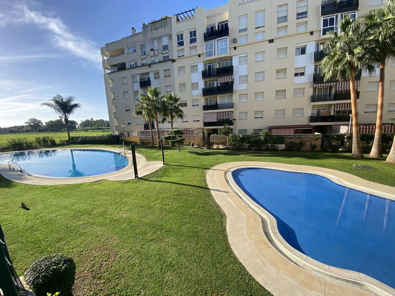 Middle Floor Apartment in Marbella, Costa del Sol – 4 beds – 280000 €