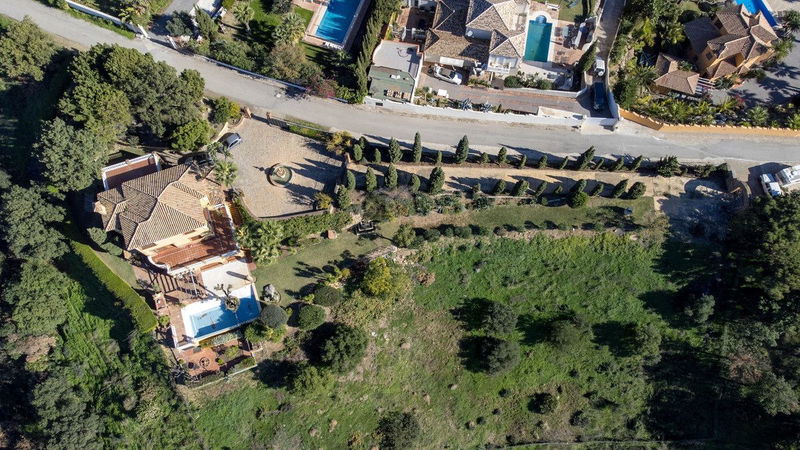 Finca – Cortijo in Estepona, Costa del Sol – 6 beds – 1395000 €