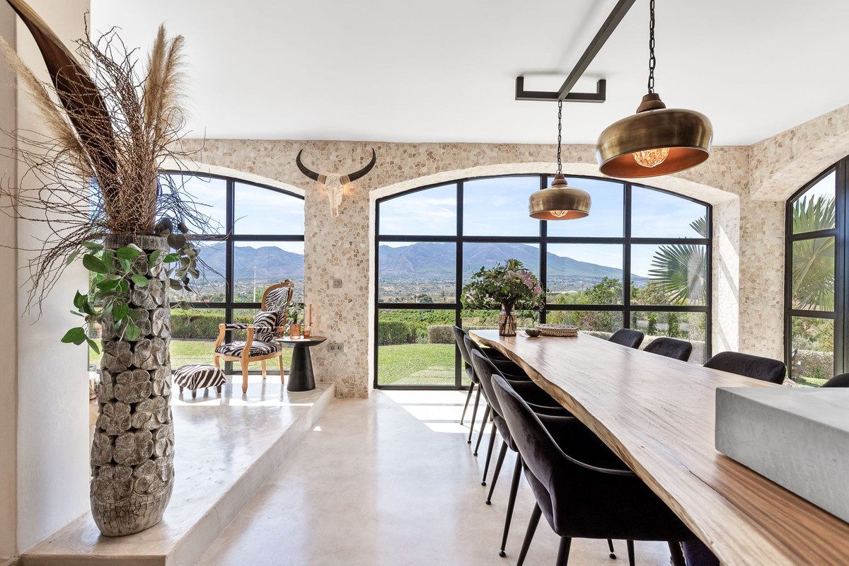 Finca – Cortijo in Torremolinos, Costa del Sol – 4 beds – 2000000 € - photo 2 of 66