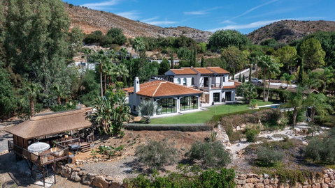 Finca – Cortijo in Torremolinos, Costa del Sol – 4 beds – 2000000 € - photo 4 of 66