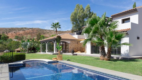 Finca – Cortijo in Torremolinos, Costa del Sol – 4 beds – 2000000 € - photo 5 of 66