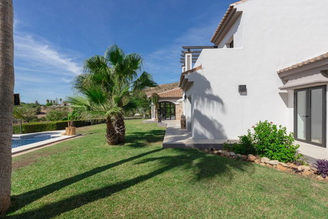 Finca – Cortijo in Torremolinos, Costa del Sol – 4 beds – 2000000 € - photo 7 of 66