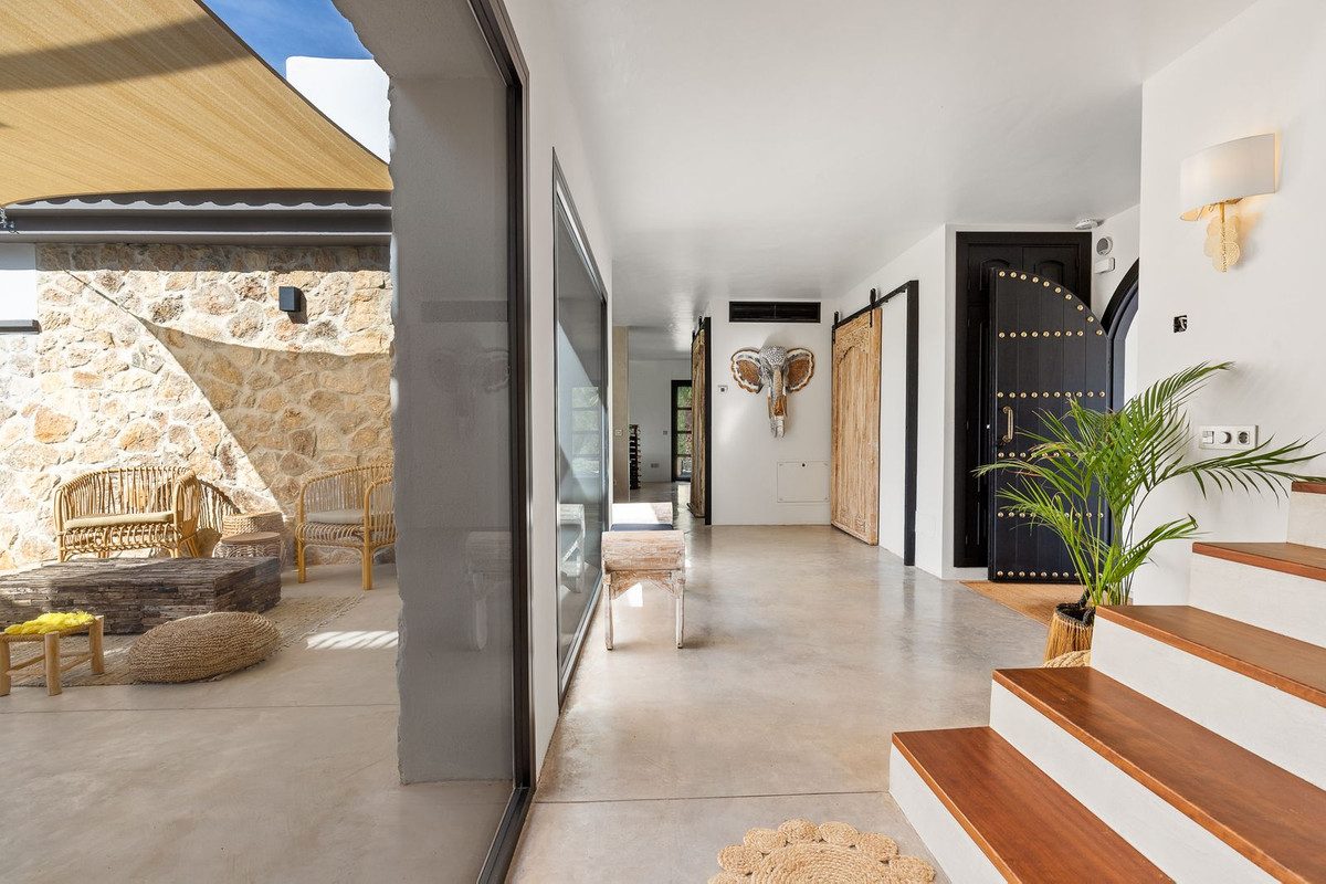 Finca – Cortijo in Torremolinos, Costa del Sol – 4 beds – 2000000 € - photo 15 of 66