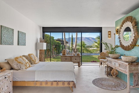 Finca – Cortijo in Torremolinos, Costa del Sol – 4 beds – 2000000 € - photo 28 of 66