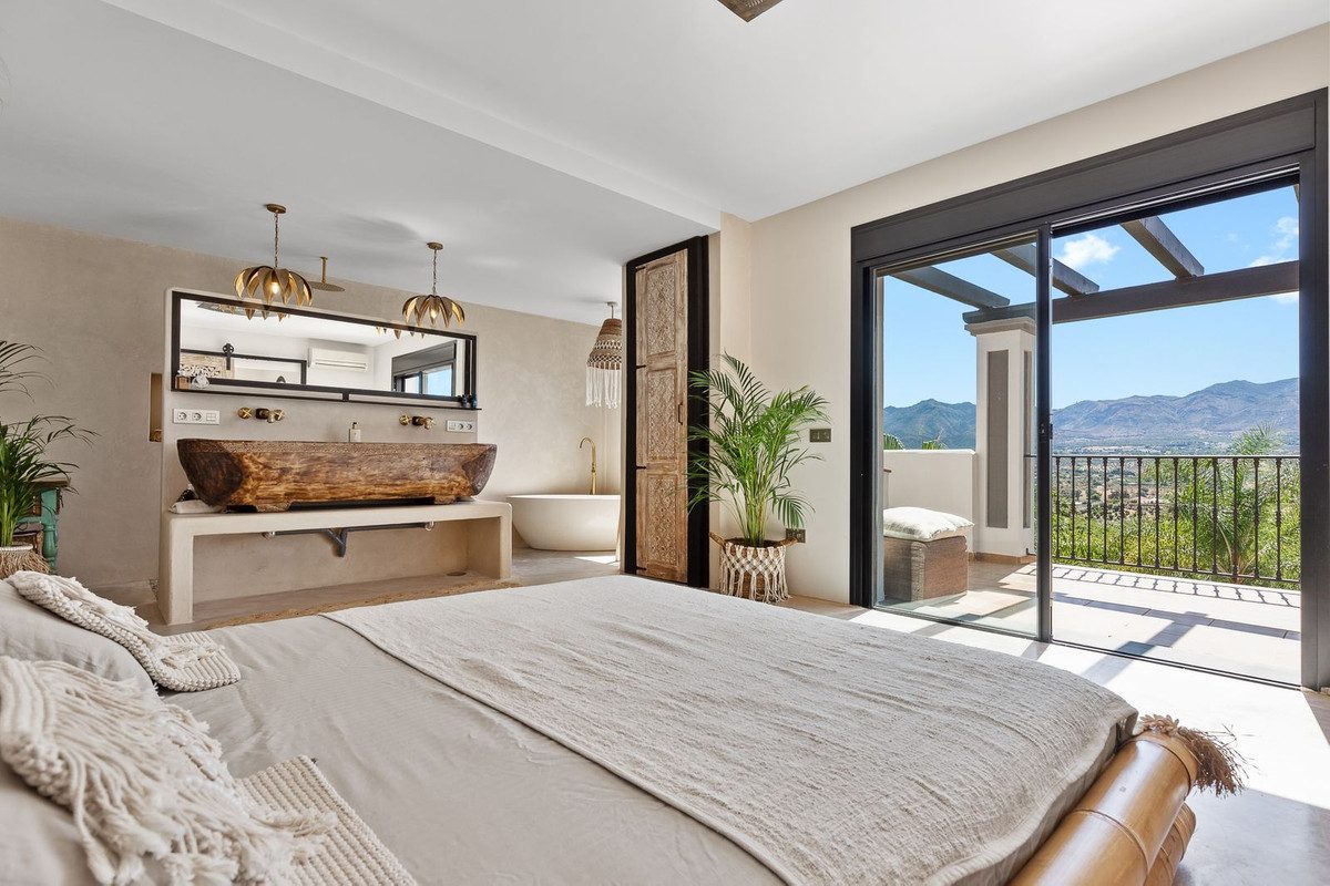 Finca – Cortijo in Torremolinos, Costa del Sol – 4 beds – 2000000 € - photo 44 of 66