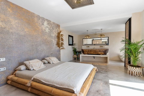 Finca – Cortijo in Torremolinos, Costa del Sol – 4 beds – 2000000 € - photo 45 of 66