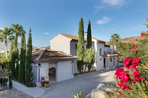 Finca – Cortijo in Torremolinos, Costa del Sol – 4 beds – 2000000 € - photo 65 of 66