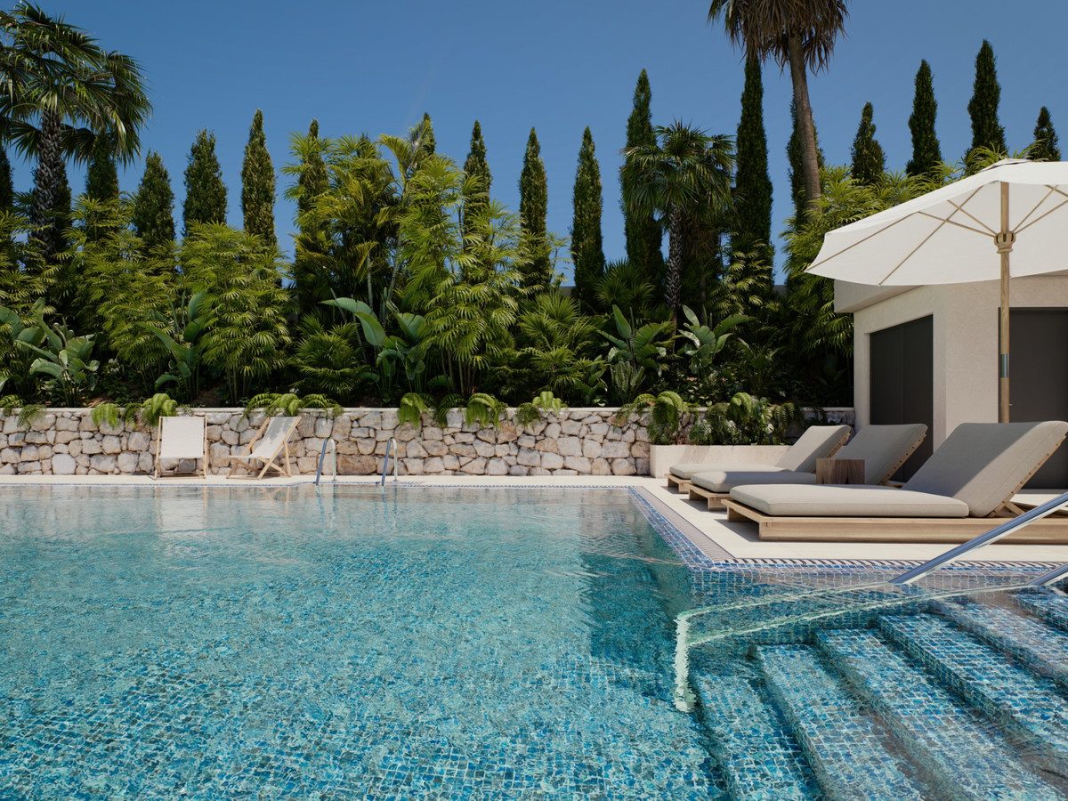 Middle Floor Apartment in Estepona, Costa del Sol – 2 beds – 600000 € - photo 2 of 27