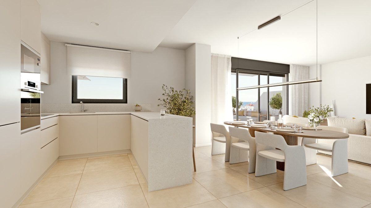 Middle Floor Apartment in Estepona, Costa del Sol – 2 beds – 600000 € - photo 9 of 27