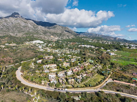 Detached Villa in Marbella, Costa del Sol – 6 beds – 2200000 € - photo 33 of 34