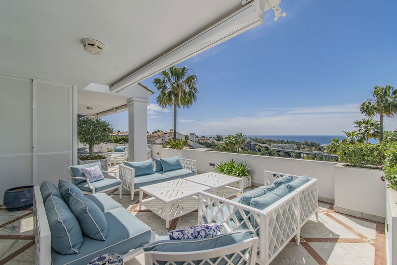 Middle Floor Apartment in Marbella, Costa del Sol – 4 beds – 3750000 €