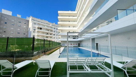 Middle Floor Apartment in Marbella, Costa del Sol – 3 beds – 430000 € - photo 2 of 36